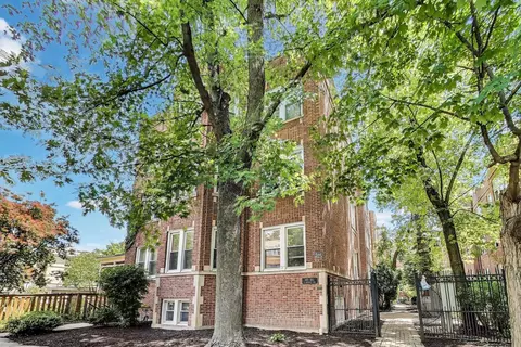 3851 N Kedvale Ave #E3, Chicago, IL 60641