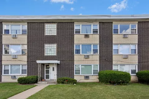 7531 S Roberts Rd #2C, Bridgeview, IL 60455