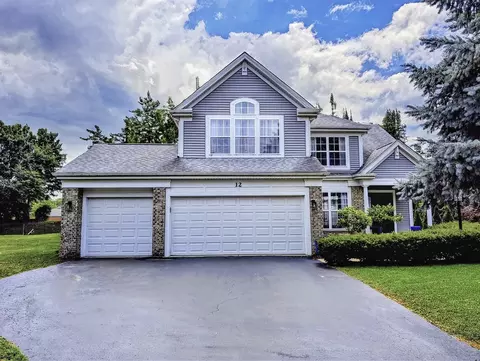 12 Morningside Ct, Lake In The Hills, IL 60156