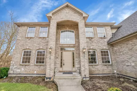 39 W027 Dean St, Saint Charles, IL 60175