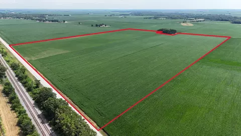 1275 N 640 East Rd, Onarga, IL 60955