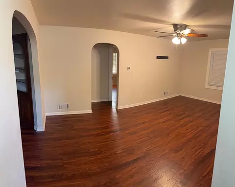 Living - 10 N850 Rippburger Rd, Elgin, IL 60124 photo 1 of 2