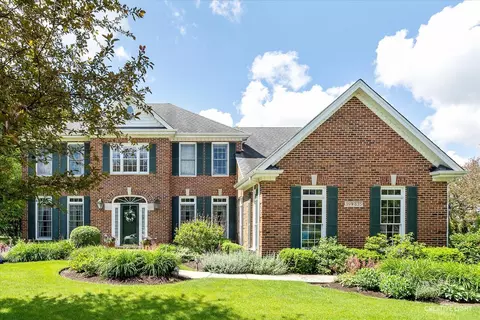 39 W835 Carl Sandburg Rd, Saint Charles, IL 60175