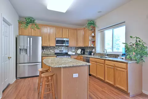 12910 Bradford Ln, Plainfield, IL 60585 photo 9