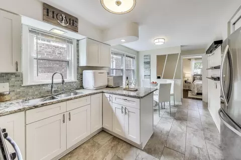 4934 S Artesian Ave, Chicago, IL 60632 photo 9