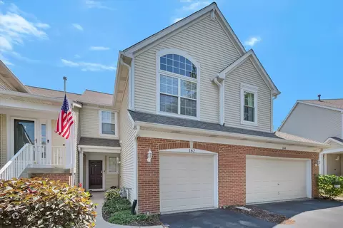 182 Hidden Pond Cir, Aurora, IL 60504