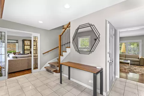 Entry Way - 4049 Michelline Ln, Northbrook, IL 60062 photo 1 of 1
