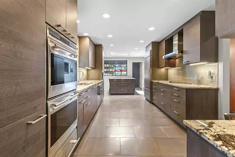 Kitchen - 4049 Michelline Ln, Northbrook, IL 60062 photo 1 of 3