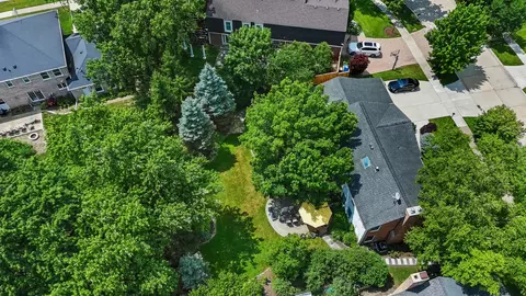 View/Area - 4049 Michelline Ln, Northbrook, IL 60062 photo 3 of 3