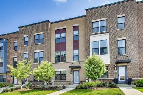 205 Dawson Dr, Mount Prospect, IL 60056
