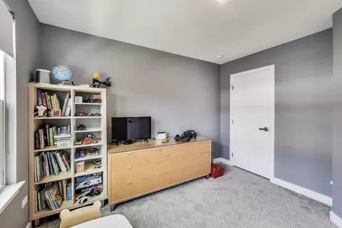 Bedroom - 205 Dawson Dr, Mount Prospect, IL 60056 photo 4 of 5
