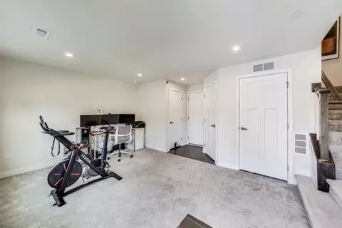Entry Way - 205 Dawson Dr, Mount Prospect, IL 60056 photo 1 of 2