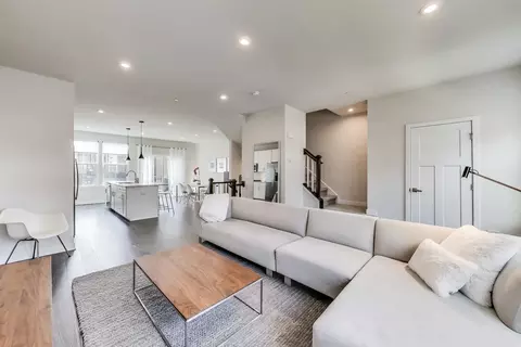 Living - 205 Dawson Dr, Mount Prospect, IL 60056 photo 2 of 2