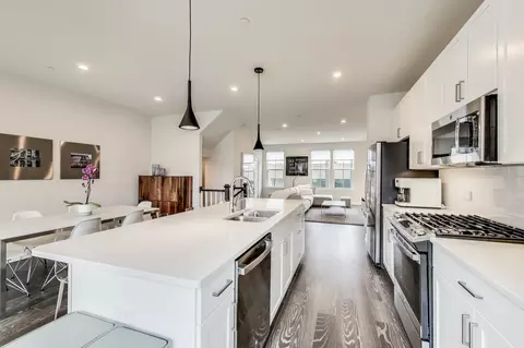 Kitchen - 205 Dawson Dr, Mount Prospect, IL 60056 photo 3 of 3