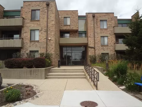 1931 Prairie Sq #329, Schaumburg, IL 60173