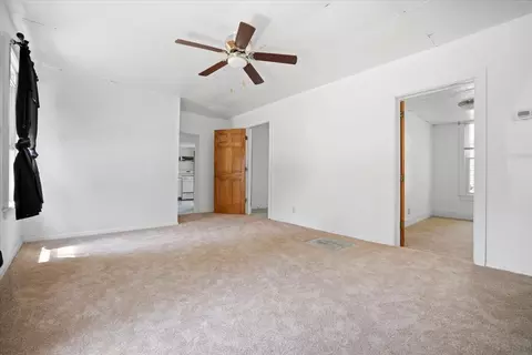 Living - 1102 N Lee St, Bloomington, IL 61701 photo 11 of 11