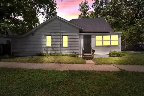 Other - 1102 N Lee St, Bloomington, IL 61701 photo 2 of 7