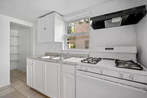 Kitchen - 1102 N Lee St, Bloomington, IL 61701 photo 3 of 3