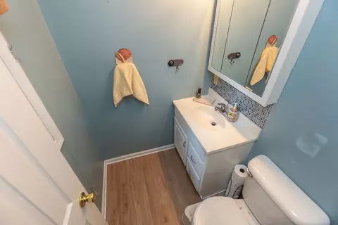 Bath - 802 N Main St, Eureka, IL 61530 photo 2 of 2