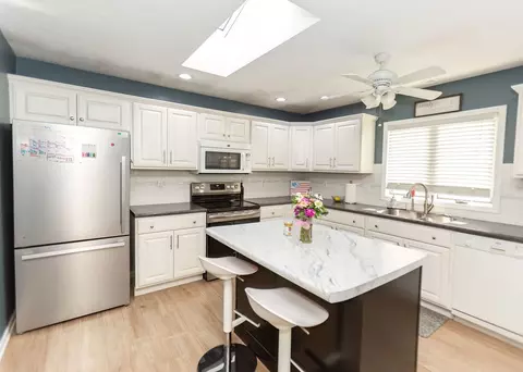 Kitchen - 802 N Main St, Eureka, IL 61530 photo 2 of 7