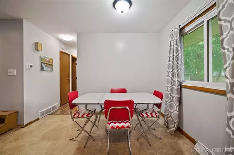 Dining - 508 E Park St, Plano, IL 60545 photo 1 of 1