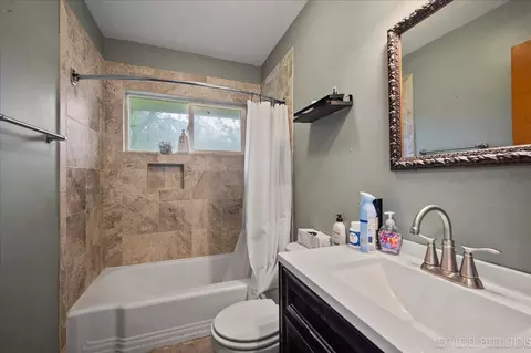 Bath - 508 E Park St, Plano, IL 60545 photo 1 of 1