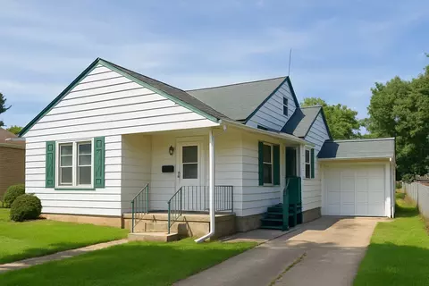 817 W Putnam St, Princeton, IL 61356