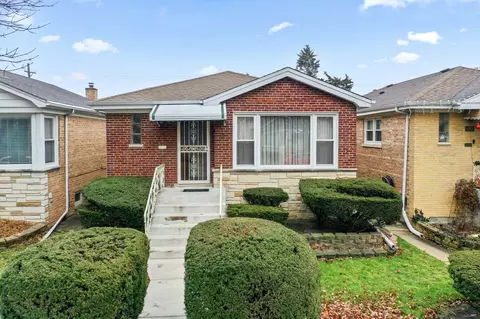 5261 N Natchez Ave, Chicago, IL 60656