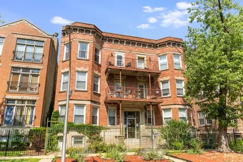 5636 S Prairie Ave #3S, Chicago, IL 60637