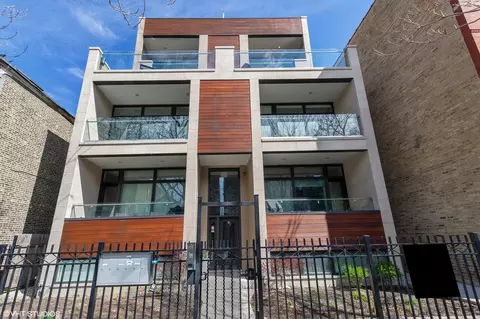 1522 W Huron St #2W, Chicago, IL 60642