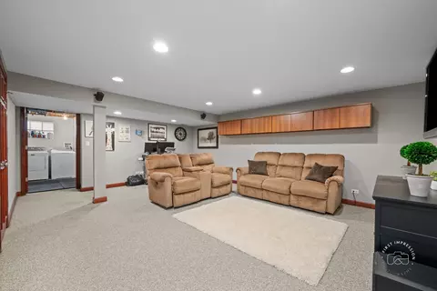 502 Burning Tree Ln, Naperville, IL 60563 photo 17