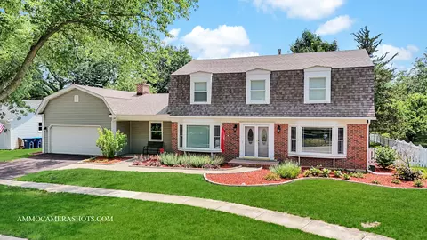 2014 Normandy Ln, Geneva, IL 60134