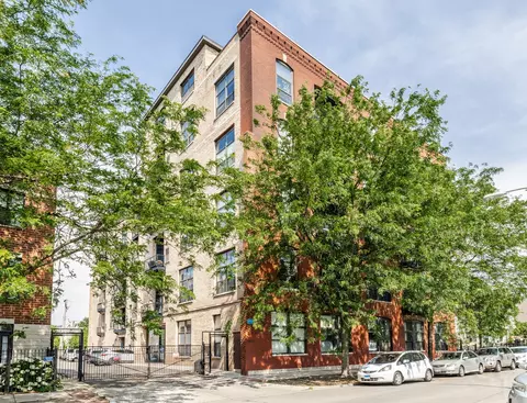 1820 N Spaulding Ave #102, Chicago, IL 60647