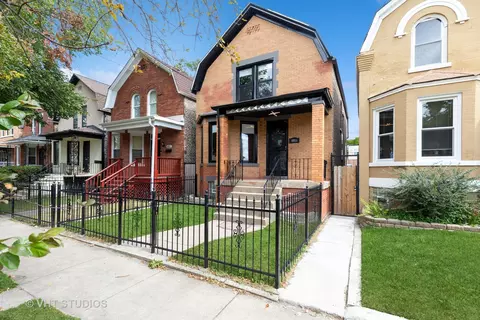 6953 S Prairie Ave, Chicago, IL 60637