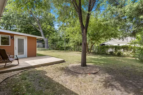 Exterior - 1014 Francis Dr, Champaign, IL 61821 photo 6 of 6