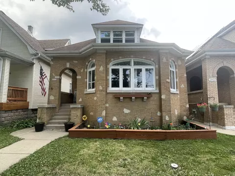 2918 N Normandy Ave, Chicago, IL 60634