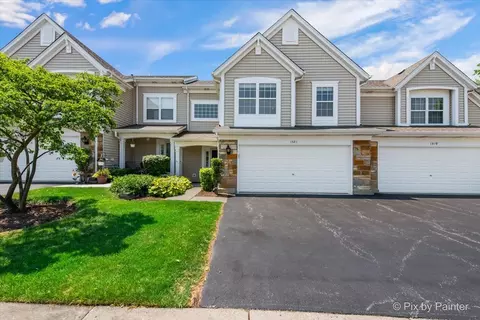 1521 E Baronet Ln, Palatine, IL 60074