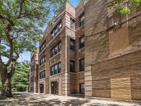 3607 N Bosworth Ave #3, Chicago, IL 60613