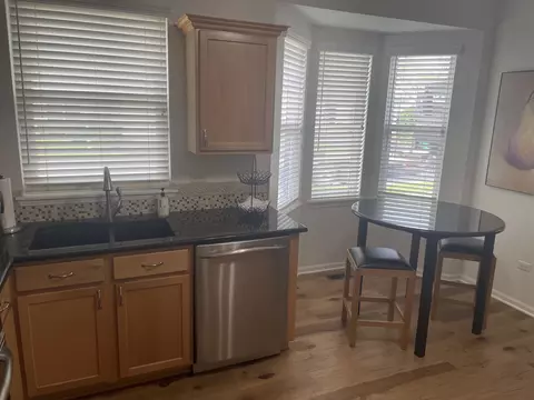 Kitchen - 21024 W Walnut Ln, Plainfield, IL 60544 photo 2 of 4