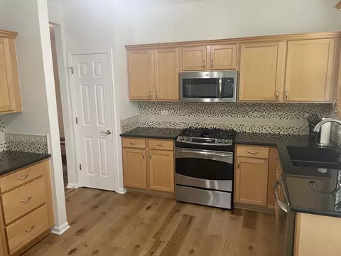 Kitchen - 21024 W Walnut Ln, Plainfield, IL 60544 photo 1 of 4
