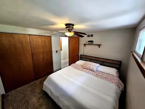 129 S Commonwealth Ave, Elgin, IL 60123 photo 8