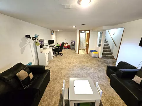 129 S Commonwealth Ave, Elgin, IL 60123 photo 16