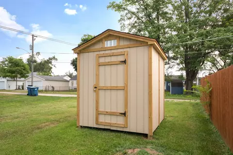 Exterior - 520 N 10th Ave, Kankakee, IL 60901 photo 3 of 4