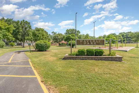 2308 Maple Ln, Rolling Meadows, IL 60008 photo 15