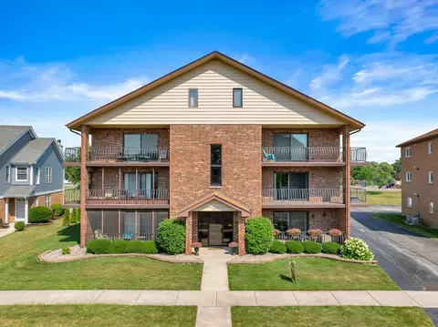 16719 Paxton Ave #2S, Tinley Park, IL 60477