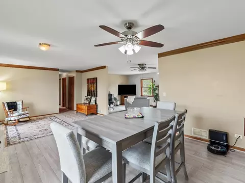 3721 Bunker Hill Dr, Algonquin, IL 60102 photo 6