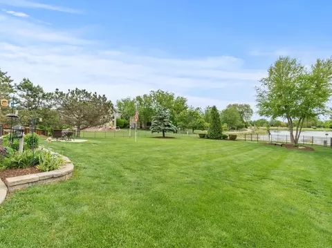 3721 Bunker Hill Dr, Algonquin, IL 60102 photo 22
