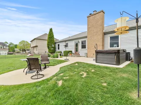 3721 Bunker Hill Dr, Algonquin, IL 60102 photo 21