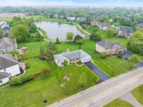 3721 Bunker Hill Dr, Algonquin, IL 60102 photo 27