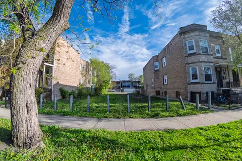 3135 W Flournoy St, Chicago, IL 60644